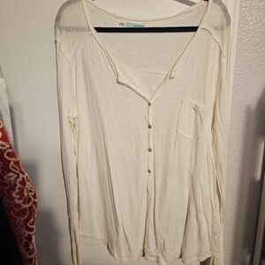 Maurices Off-White Button-Down Shirt